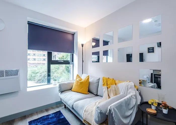 Stunning Duplex Apartment In Central Liverpool, Available For Long Term Stays