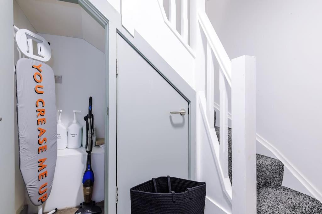 Stunning Duplex In Liverpool, Available For Long Term Apartment *