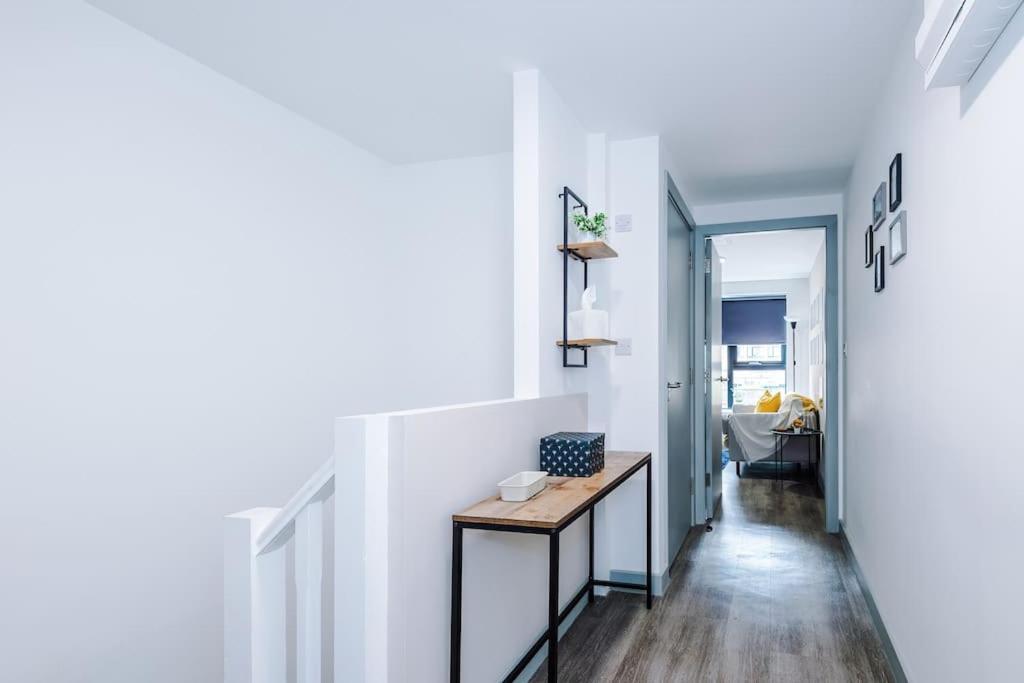 Stunning Duplex In Liverpool, Available For Long Term