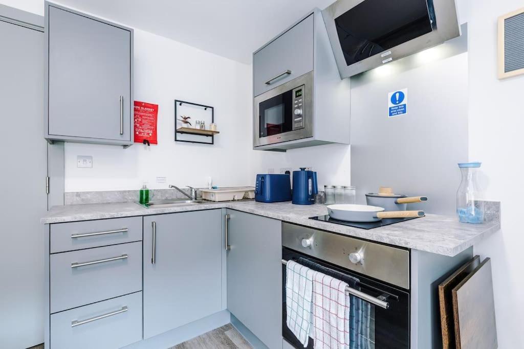 Stunning Duplex In Liverpool, Available For Long Term Apartment