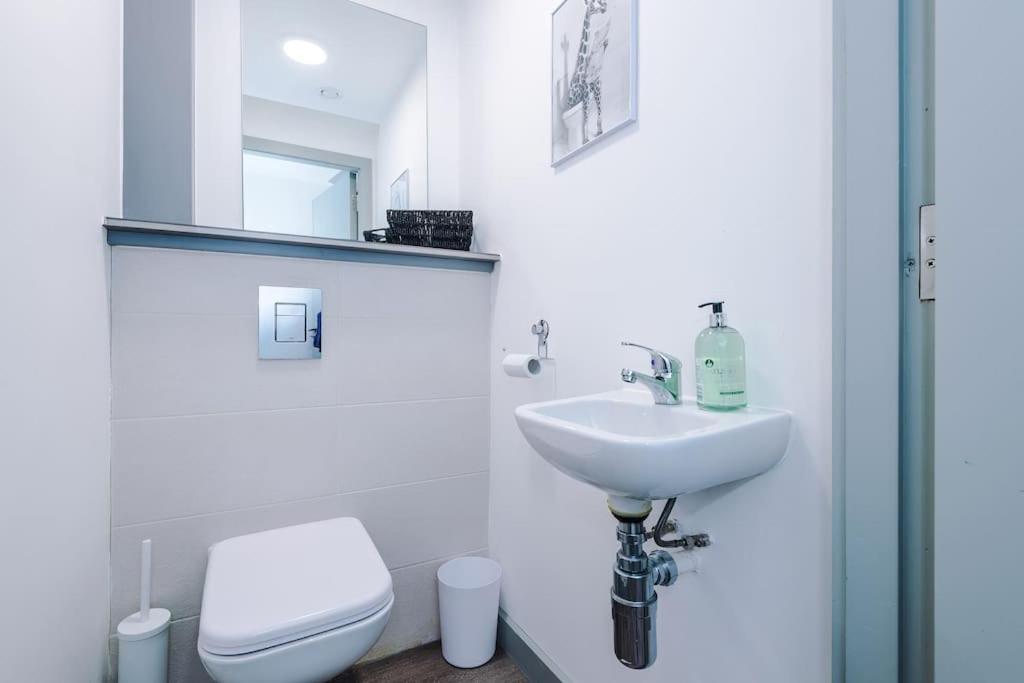Stunning Duplex In Liverpool, Available For Long Term Apartment *